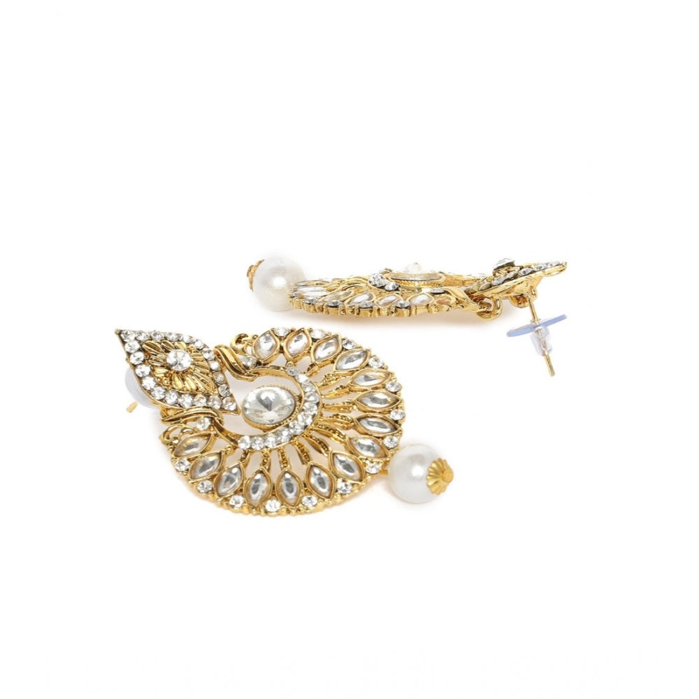 Women's Rose Gold Plated Alloy Kundan Earrings & Mangtikka (White)