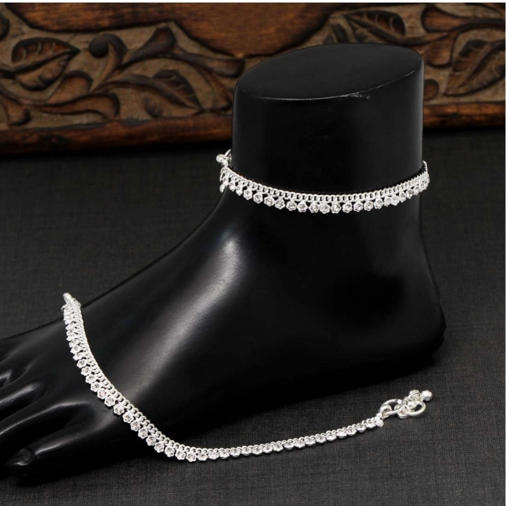 Generic Women's Silver Color Rhinestone Anklets (Free Size: Upto 10")