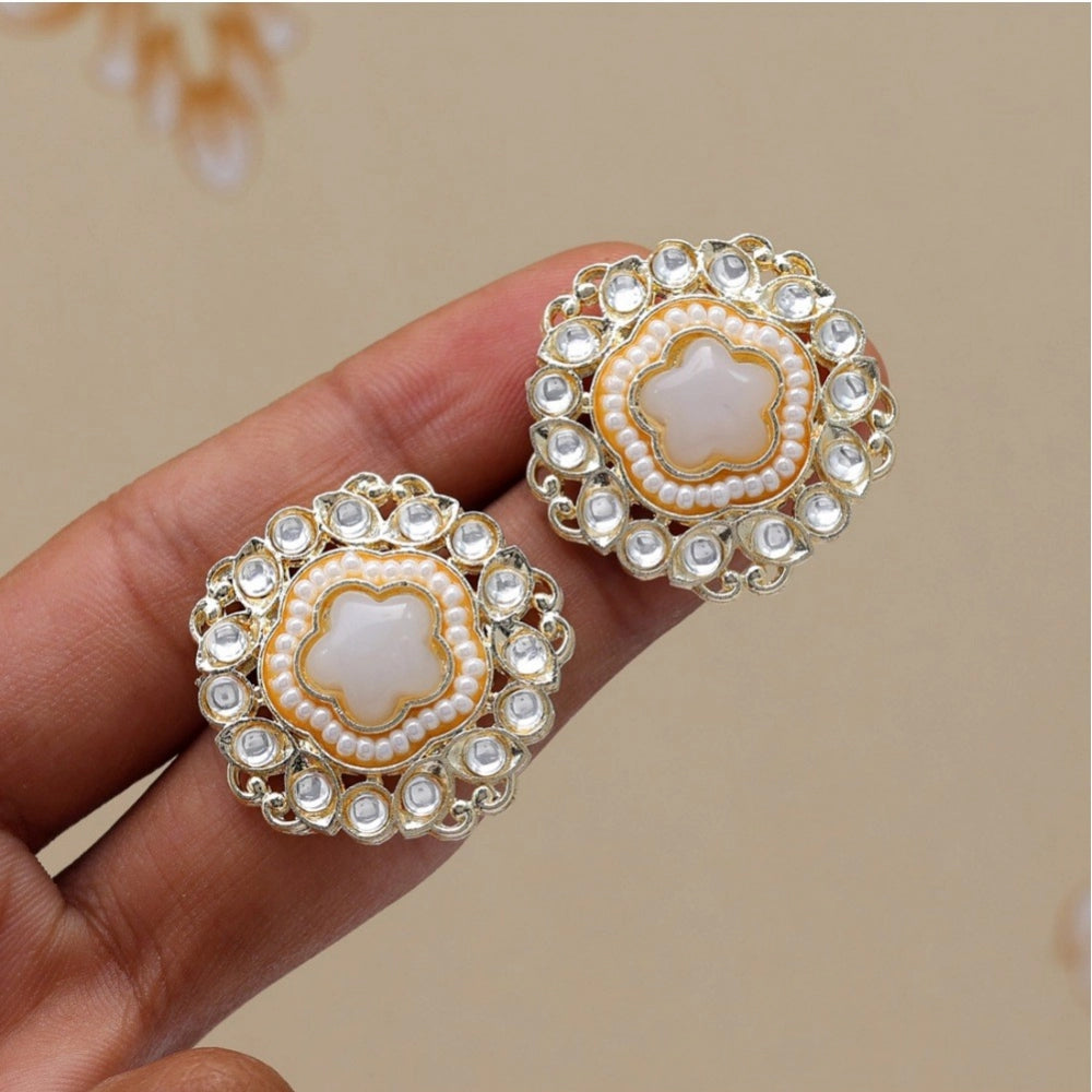 Generic Women's White Color Kundan Stud Earrings
